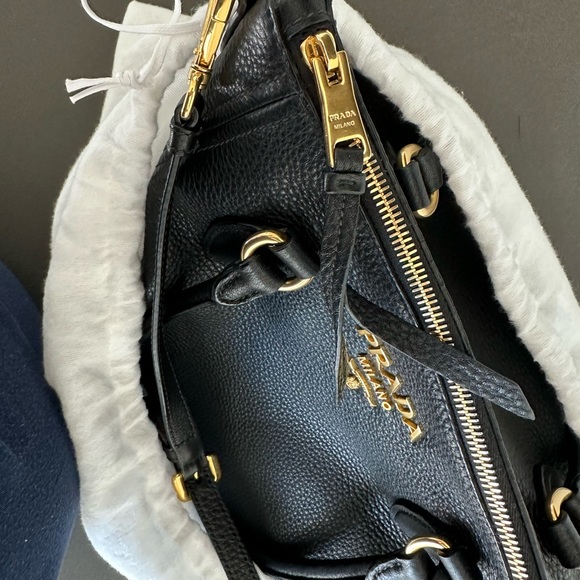 Prada Black Vitello Phenix Leather Hobo Bag 1BC032 - Picture 5 of 16